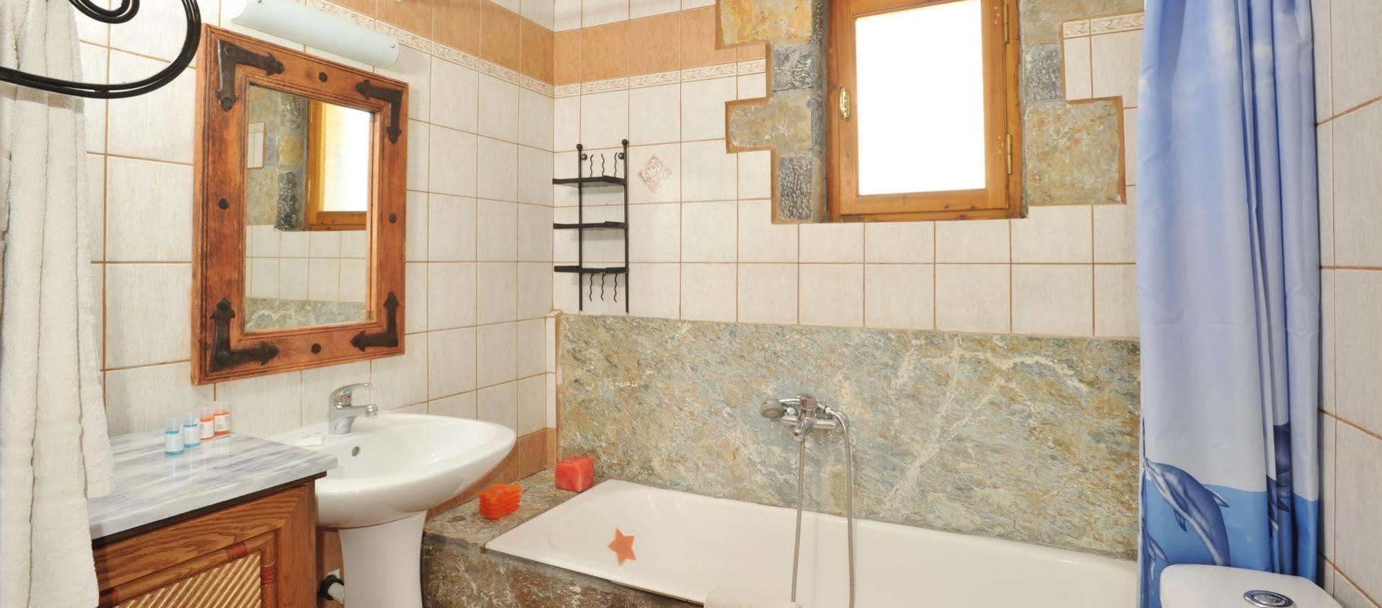 Giannikakis Villas Istron Exterior foto