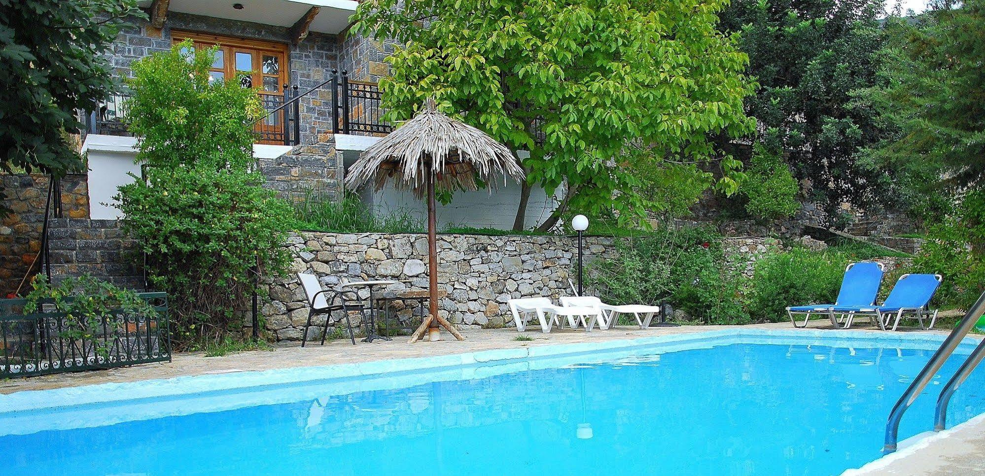 Giannikakis Villas Istron Exterior foto